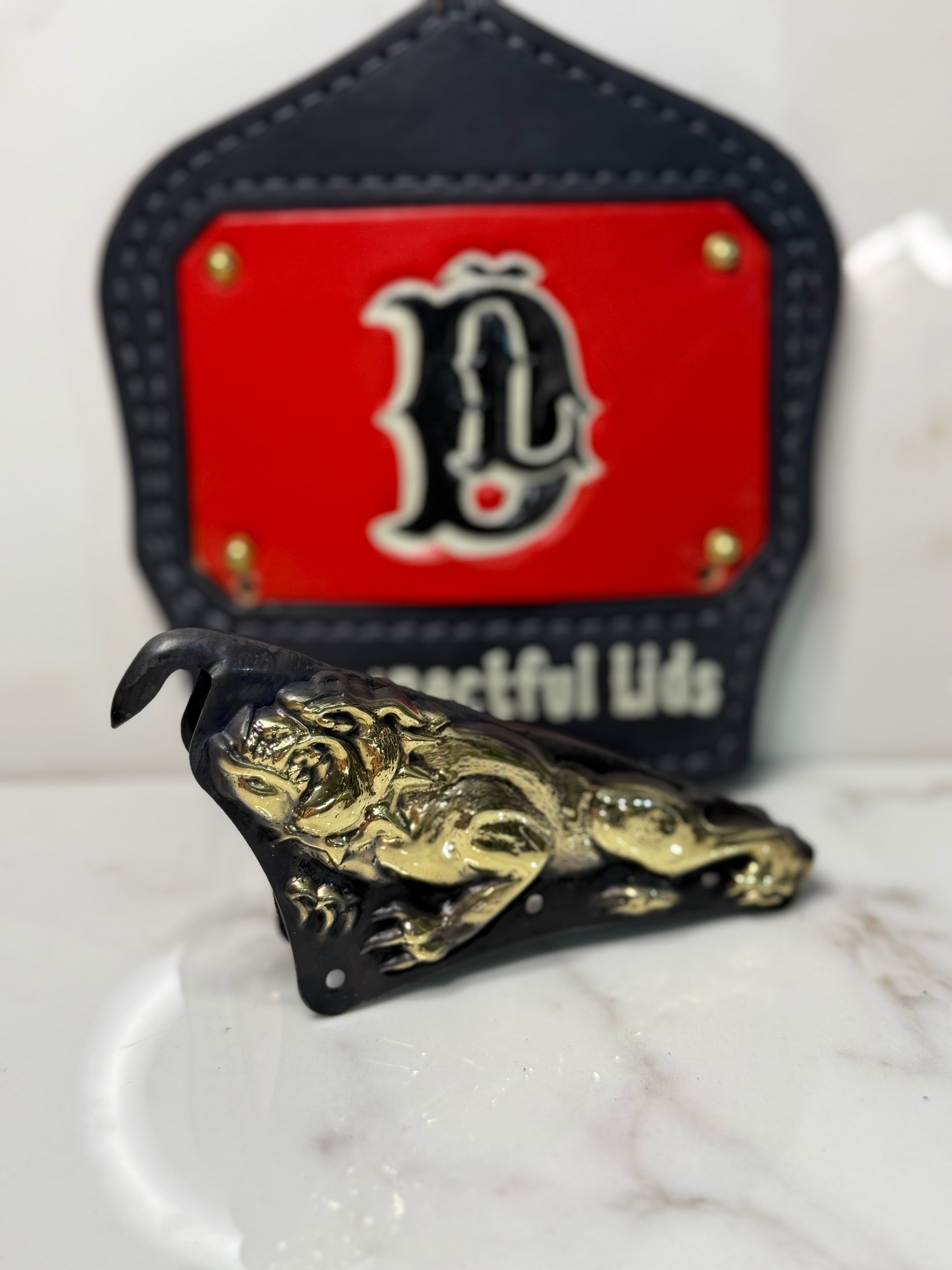 Bulldog Front Holder