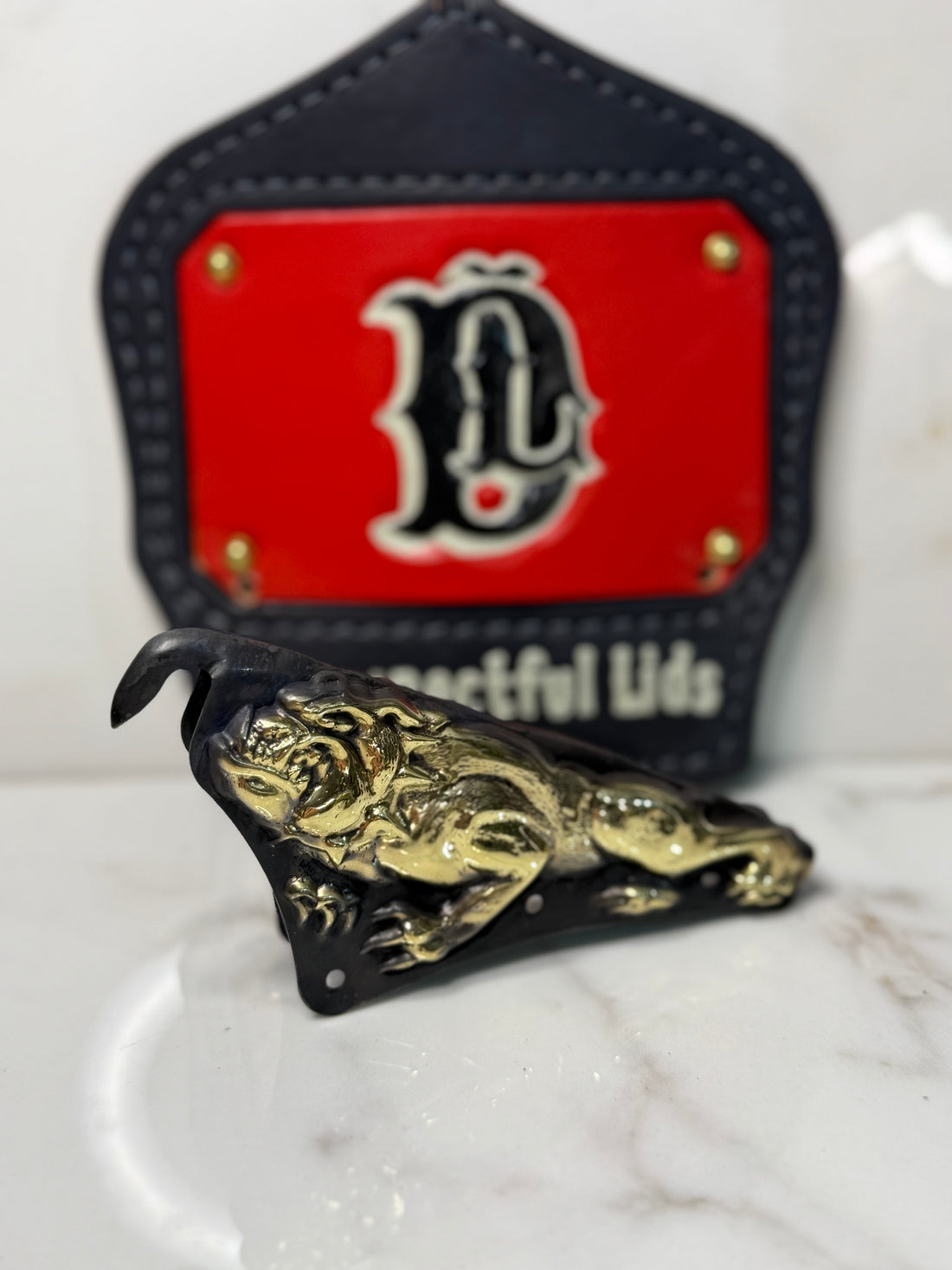 Bulldog Front Holder