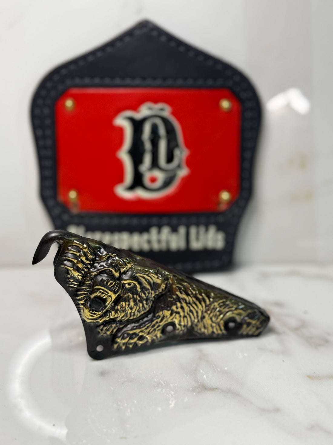 Grizzly Bear Front Holder