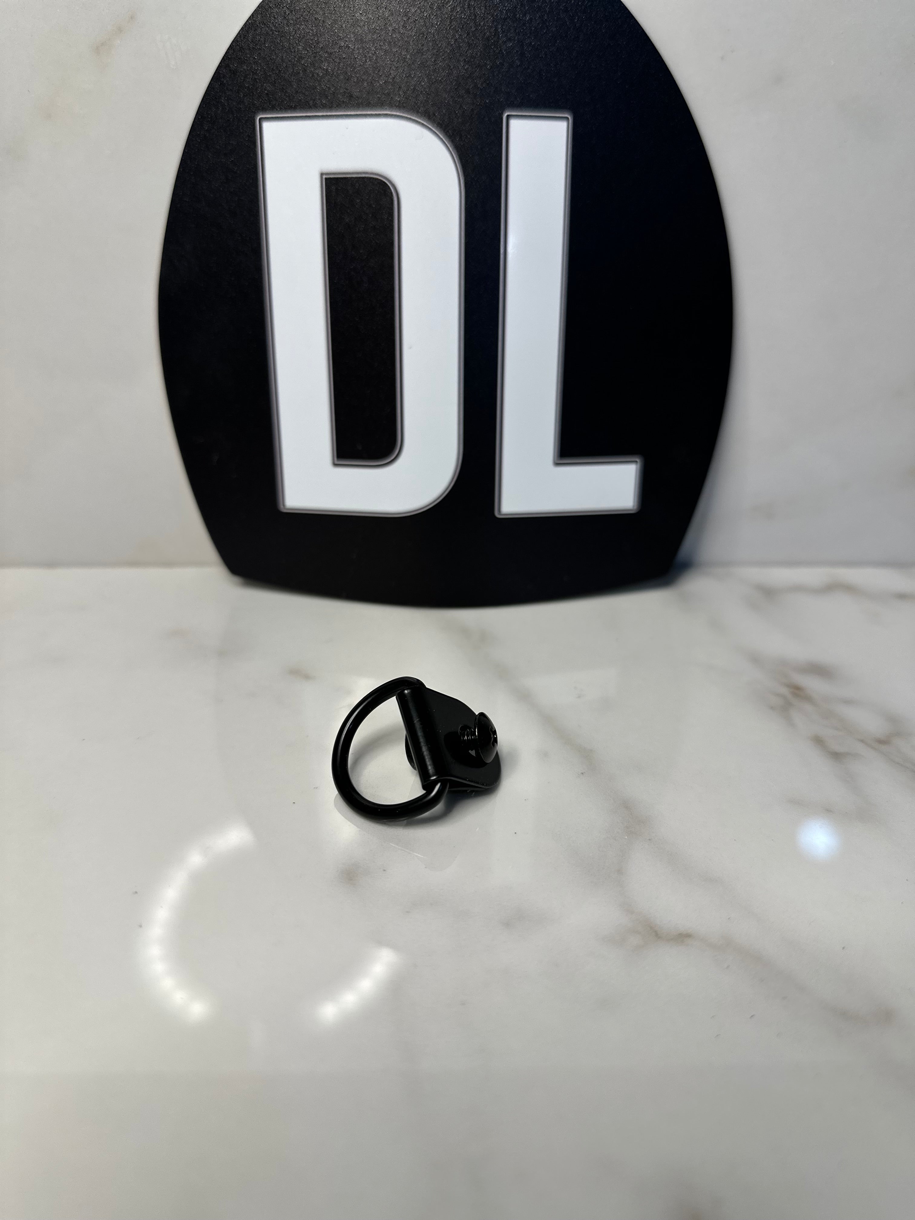 Black D-Ring